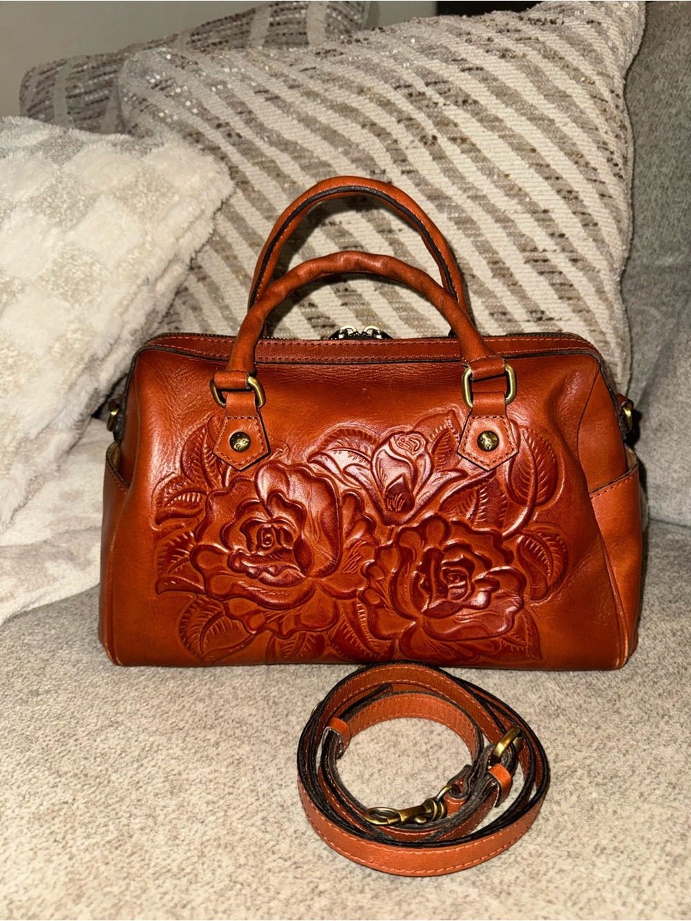 Women's Embossed Floral Leather Satchel - Tan